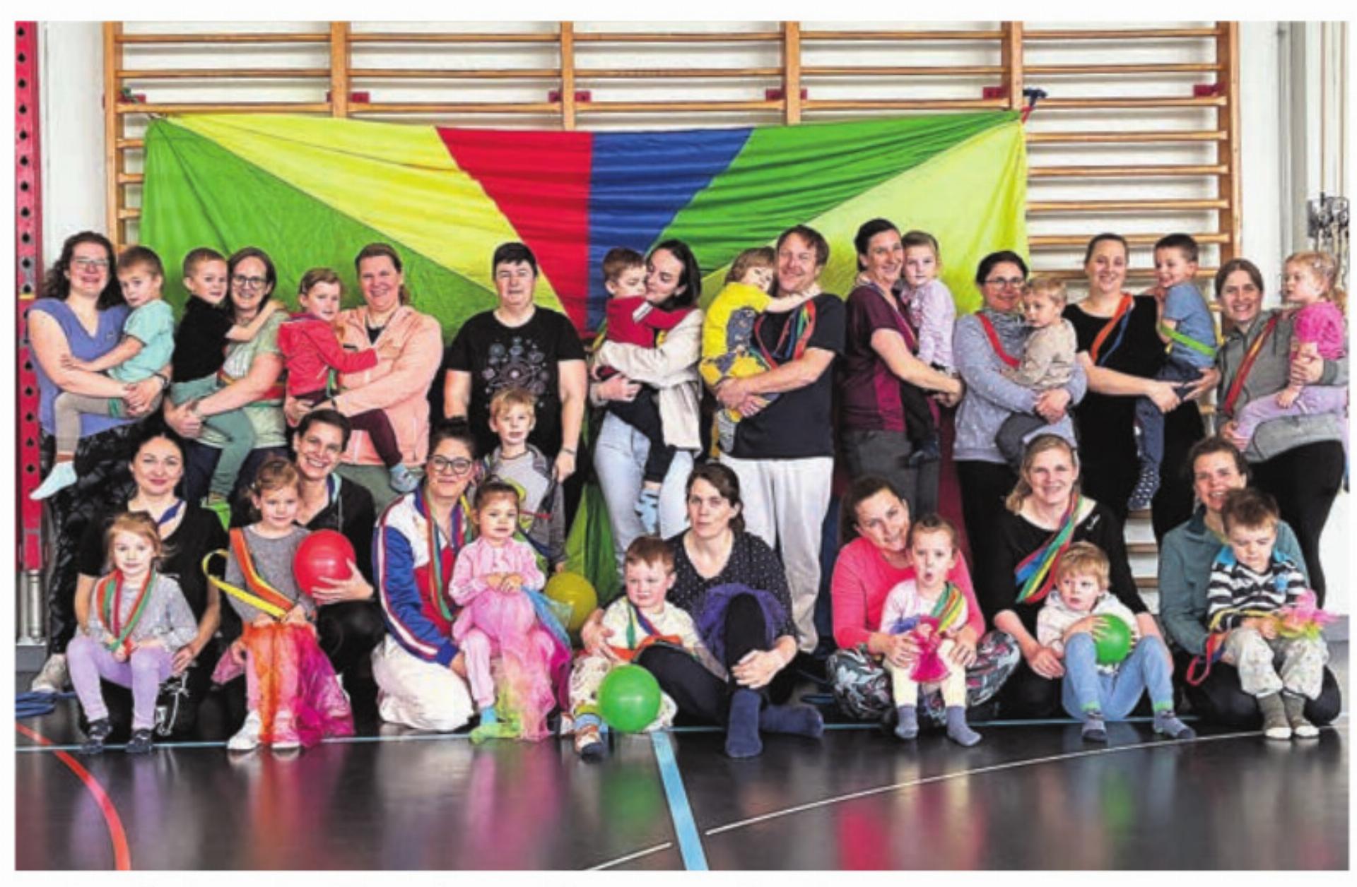 Farbenfroher Abschluss - Das Bild wird blockiert. – Möglicherweise durch einen aktiven Adblocker.