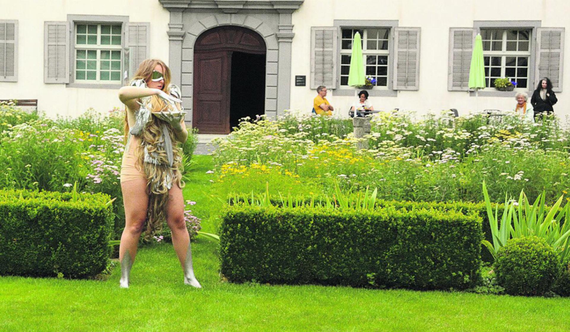 Die Venus tanzt im Klosterhof