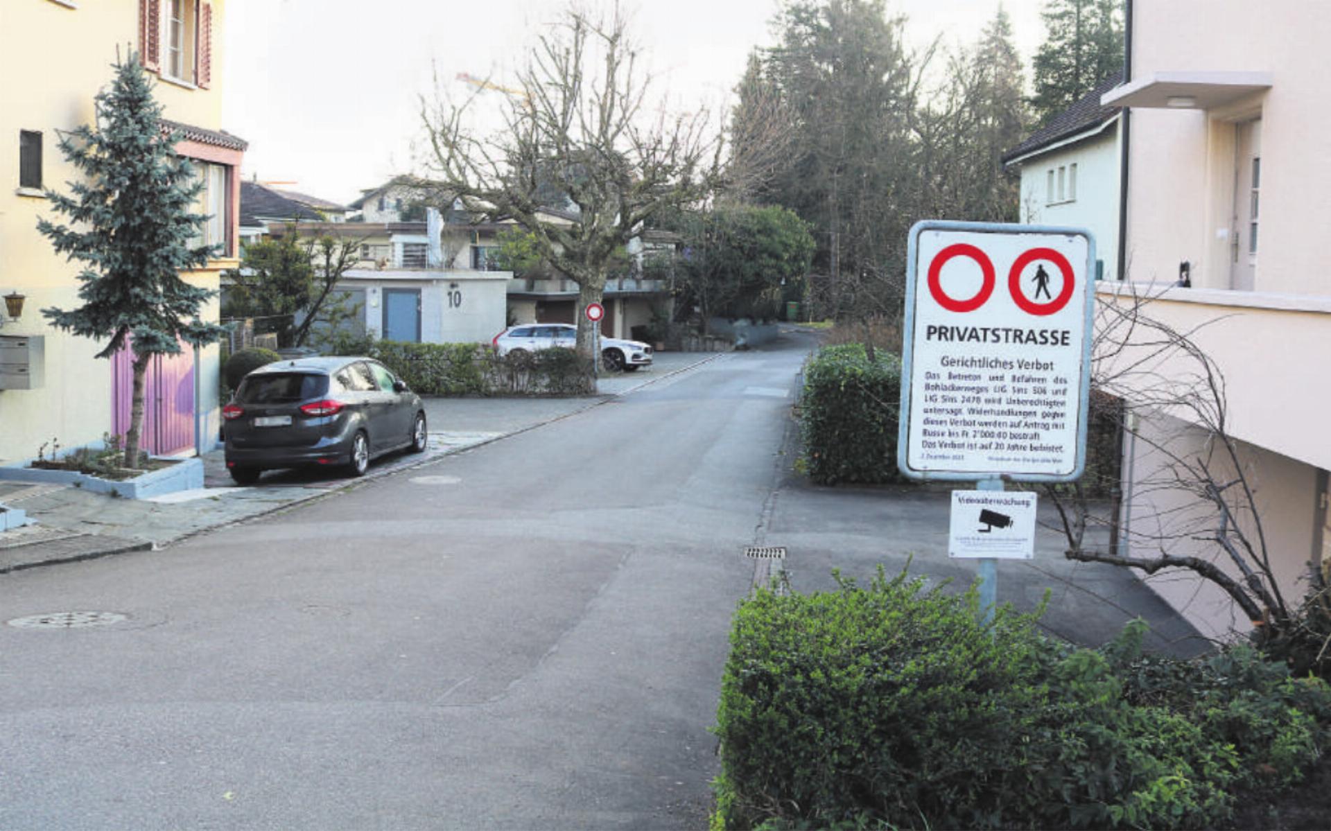 Es hagelt Bussen wegen des Durchgangsverbots - Das Bild wird blockiert. – Möglicherweise durch einen aktiven Adblocker.