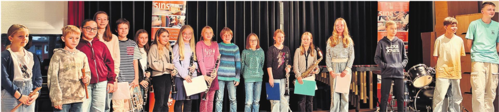 Lebendige Musik und köstliche Nussgipfel - Das Bild wird blockiert. – Möglicherweise durch einen aktiven Adblocker.