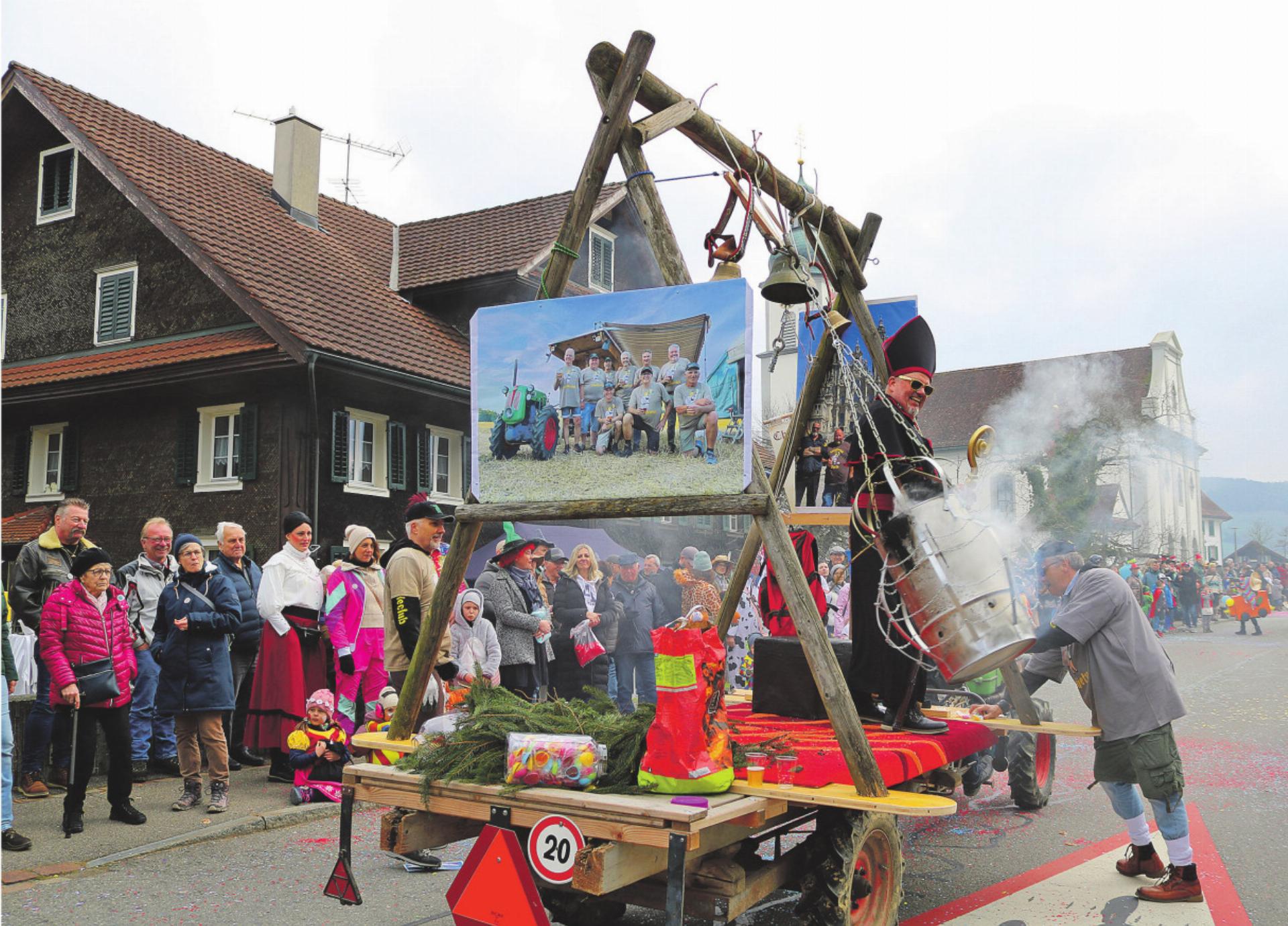 Guggemusig, Konfetti und ganz viel Spass - Das Bild wird blockiert. – Möglicherweise durch einen aktiven Adblocker.