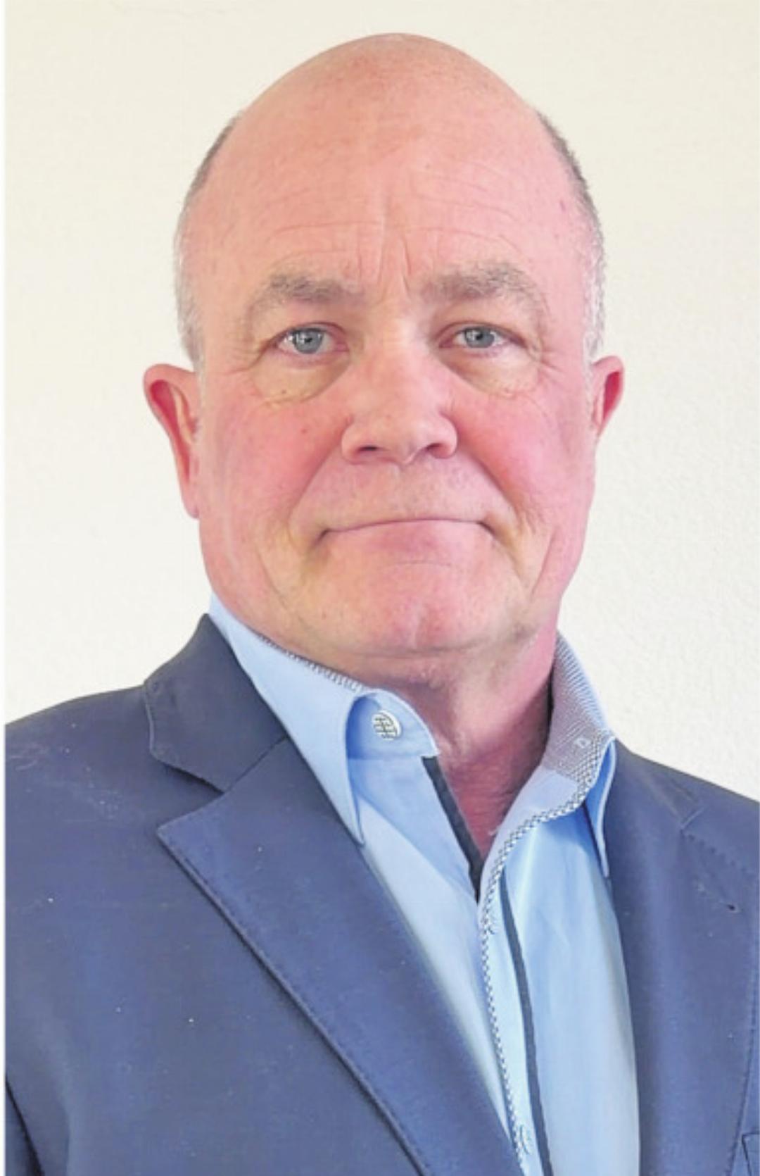 Eric Erni. Eric Erni.