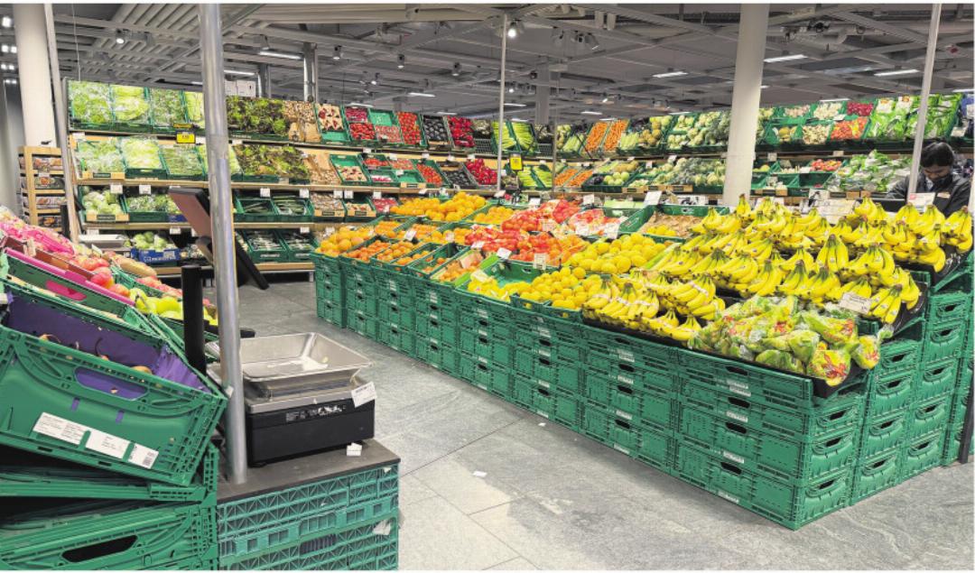 Insbesondere das Angebot an Frischprodukten soll ausgebaut werden. Insbesondere das Angebot an Frischprodukten soll ausgebaut werden.