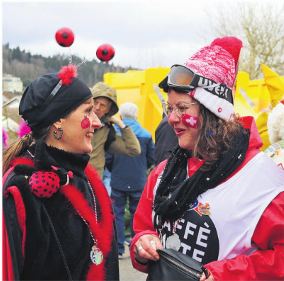 Auch die Grossen lieben den Kifasi-Umzug. Auch die Grossen lieben den Kifasi-Umzug.