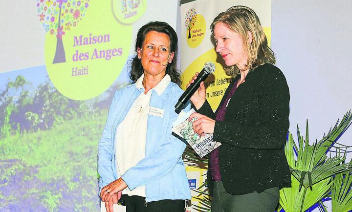 Im Namen der Haiti-Freunde dankt Daniela Baumann den ehrenamtlich Engagierten von Herzen. Fotos: zVg Im Namen der Haiti-Freunde dankt Daniela Baumann den ehrenamtlich Engagierten von Herzen. Fotos: zVg