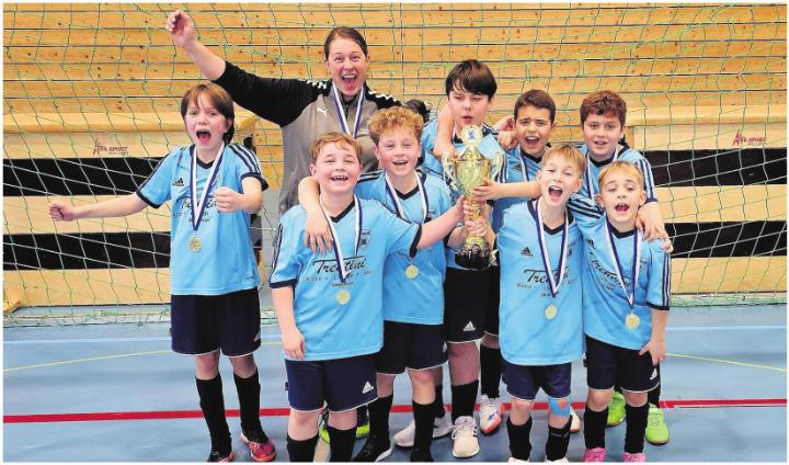 FC Sins Eb: Mit toller Mannschaftsleistung zum ersten Turniersieg! Foto: zVg