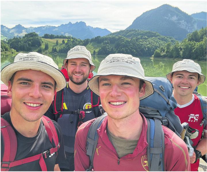 Jonas Villiger, 24-jährig, Elektroinstallateur aus Beinwil, Ramon Seiler, 25-jährig, Student Fachhochschule Pflege aus Boswil, Sven Lang, 25-jährig, Elektroinstallateur und Student aus Muri und Mario Meier, 25-jährig, Kaufmännischer Angestellter aus Muri (von links). Foto: zVg