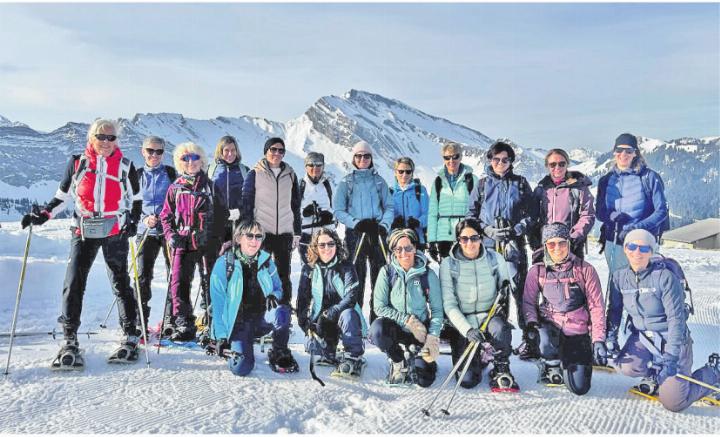Mit Schneeschuhen unterwegs auf dem Niederbauen. Foto: zVg