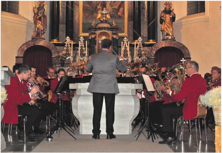 Mit ihrer abwechslungsreichen und gleichzeitig stimmungsvollen Stückauswahl überzeugte die Brassband das Publikum. Fotos: dv