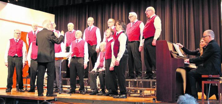 Der Männerchor Benzenschwil zeigte ein klangvolles Konzert. Fotos: ci