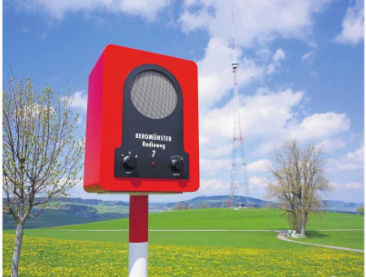 Geschichten auf dem Beromünster Radioweg. Foto: DNS-Transport Zug