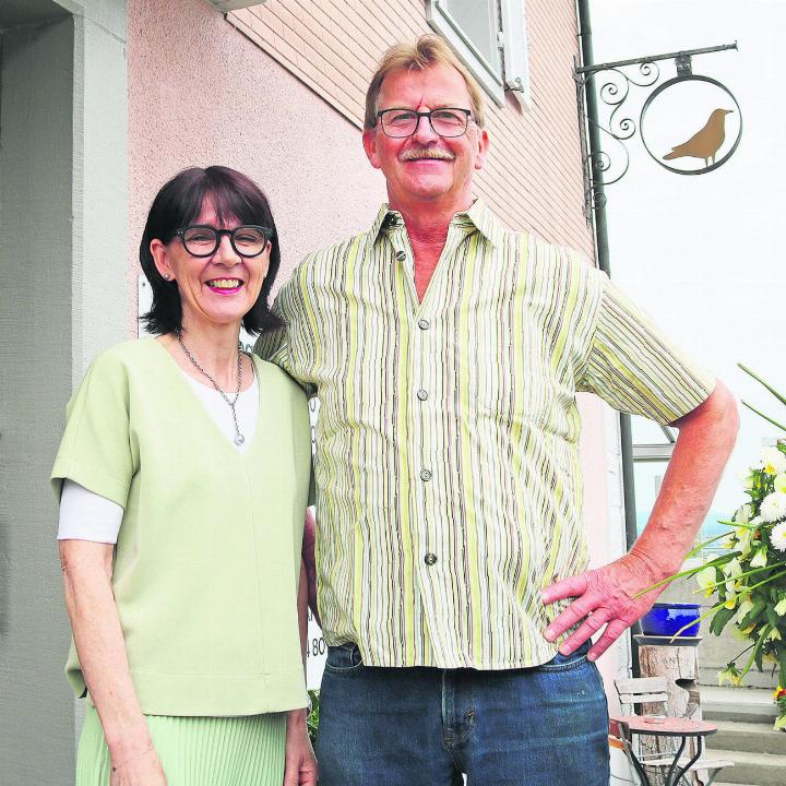 Beatrice und Arthur Blaser sagen «Adieu». Fotos: ci