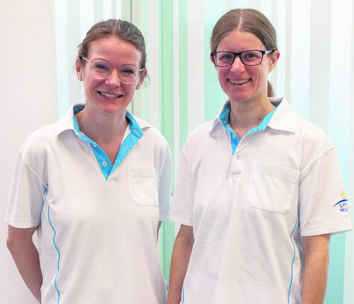 Dr. med. Lilian Suter und Dr. med. Nina Seelbach, Fachärztinnen für Kinder- und Jugendmedizin (von links). Foto: zVg