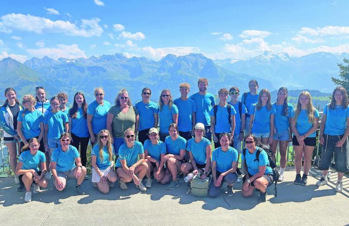 Wunderbarer Rundblick von der Terrasse auf dem Stanserhorn. Foto: zVg