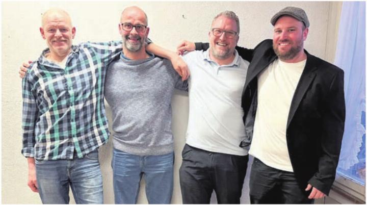 Jubilare: Fridolin Nietlispach, Stefan Bieri, Ueli Weingartner und Sven Omlin (von links). Foto: zVg