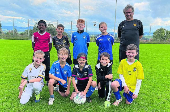 Das Team der Ec-Junioren, die jüngsten Fussballspielenden des FC Sins. Foto: zVg