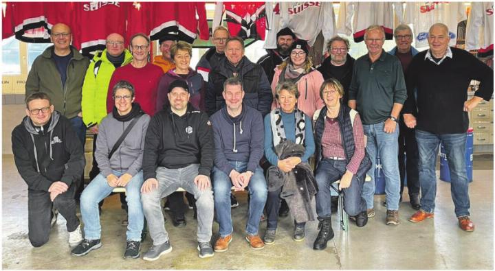 Die Z-Supporters erhielten in Oberrüti einen Einblick in die Karriere von Lars Weibel. Foto: zVg