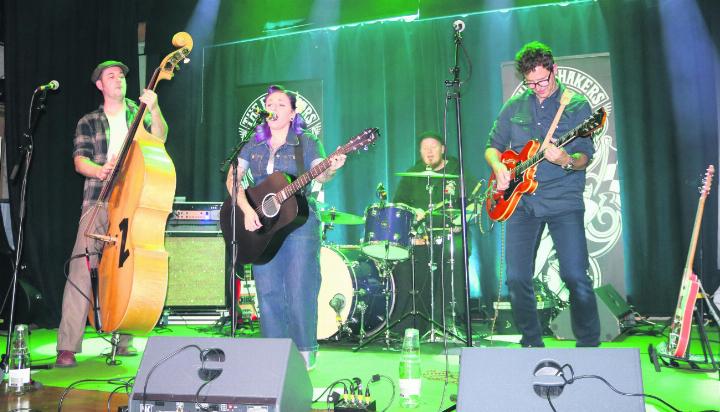 «The B-Shakers» spielten Rockabilly-Sound vom Feinsten. Foto: zVg