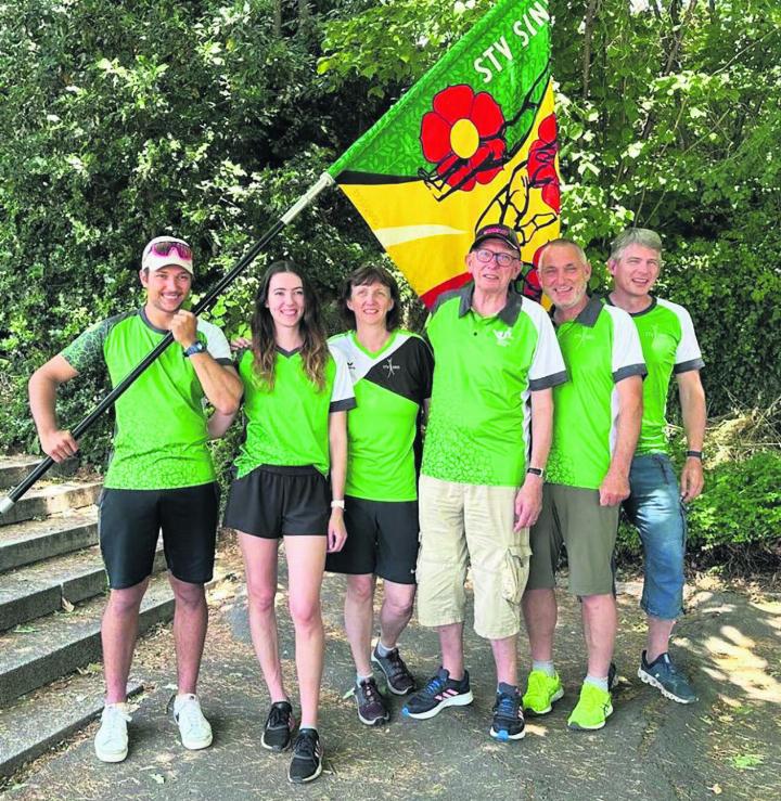 Albert Bürgisser, zusammen mit seinen Kindern und Enkeln am ETF in Lausanne. Diego, Linda und Gaby Burkart, Albert, Bruno und Erich Bürgisser (von links). Fotos: zVg