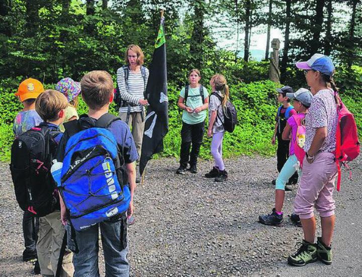 Diesen Sommer sind wir unterwegs. Wir suchen Bieberspuren. Foto: zVg