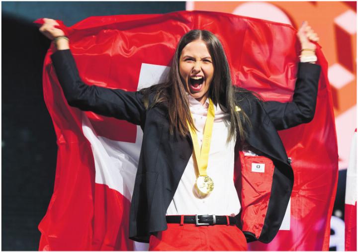 Die Freude über die Goldmedaille ist bei Carmen Bircher riesig. Fotos: zVg