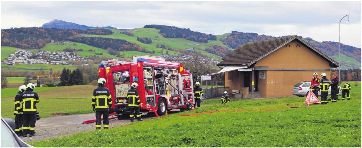 Der Schadensplatz beim Schützenhaus. Fotos: ci Der Schadensplatz beim Schützenhaus. Fotos: ci