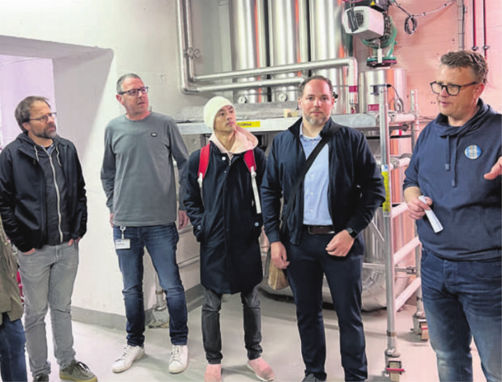 Alexander Michel, Thomas Weber, Hai Le, Marlon Keller, Roger Wyss (von links). Foto: zVg