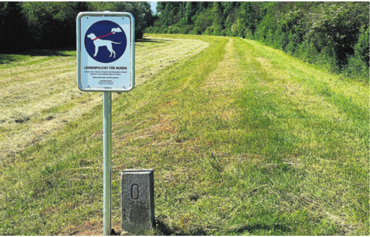 Signalisation «Leinenpflicht für Hunde». Foto: zVg