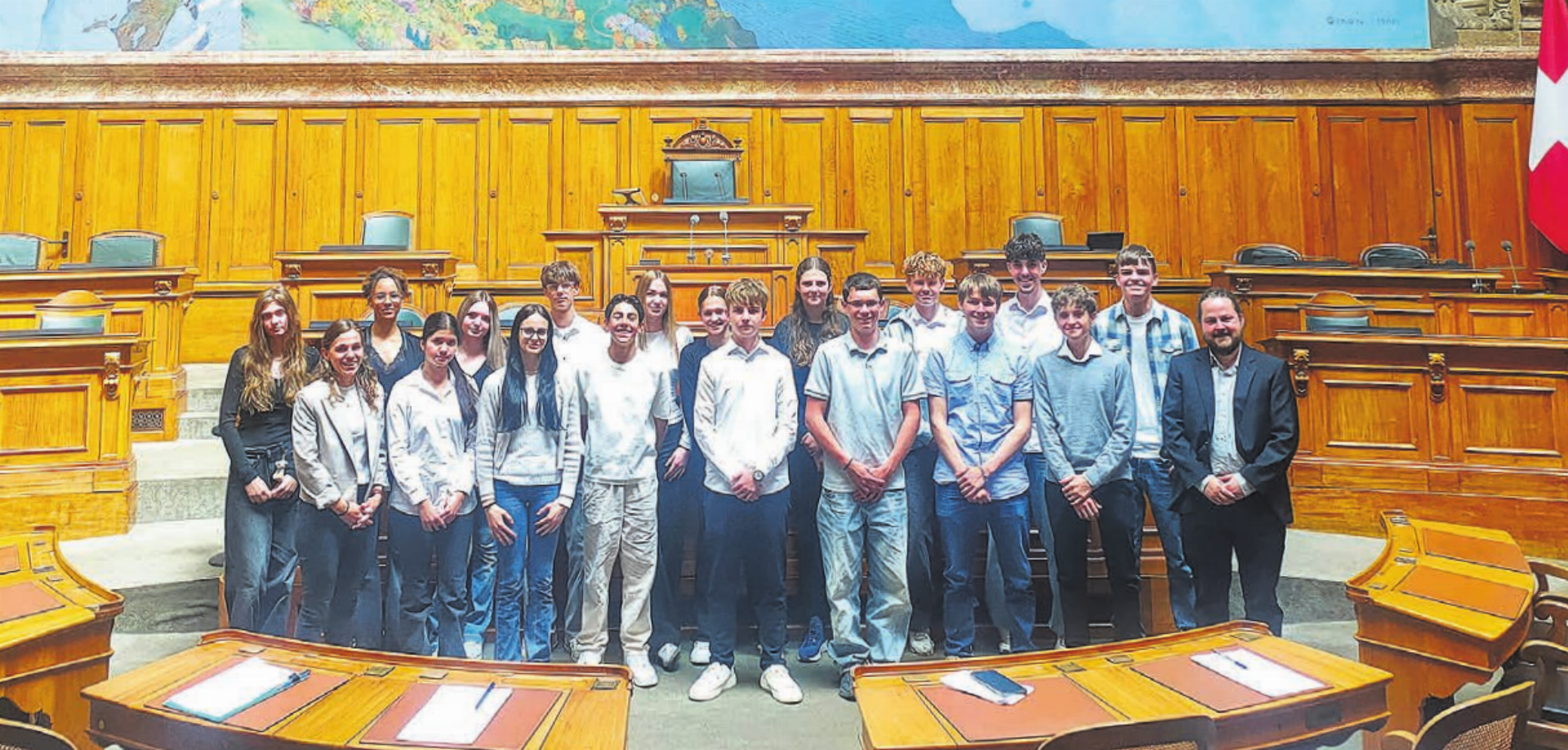 Bundeshausbesuch der Klasse S3c - Das Bild wird blockiert. – Möglicherweise durch einen aktiven Adblocker.