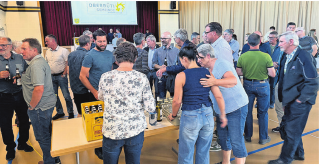 Insgesamt 58 Stimmberechtigte fanden sich in der Mehrzweckhalle ein. Insgesamt 58 Stimmberechtigte fanden sich in der Mehrzweckhalle ein.