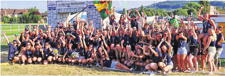 Trotz der heis sen Temperaturen in Seengen zeigte der STV Sins-Oberrüti auch abseits des Wettkampfs vollen Einsatz und nutzte das Fest in bester Stimmung. Foto: zVg