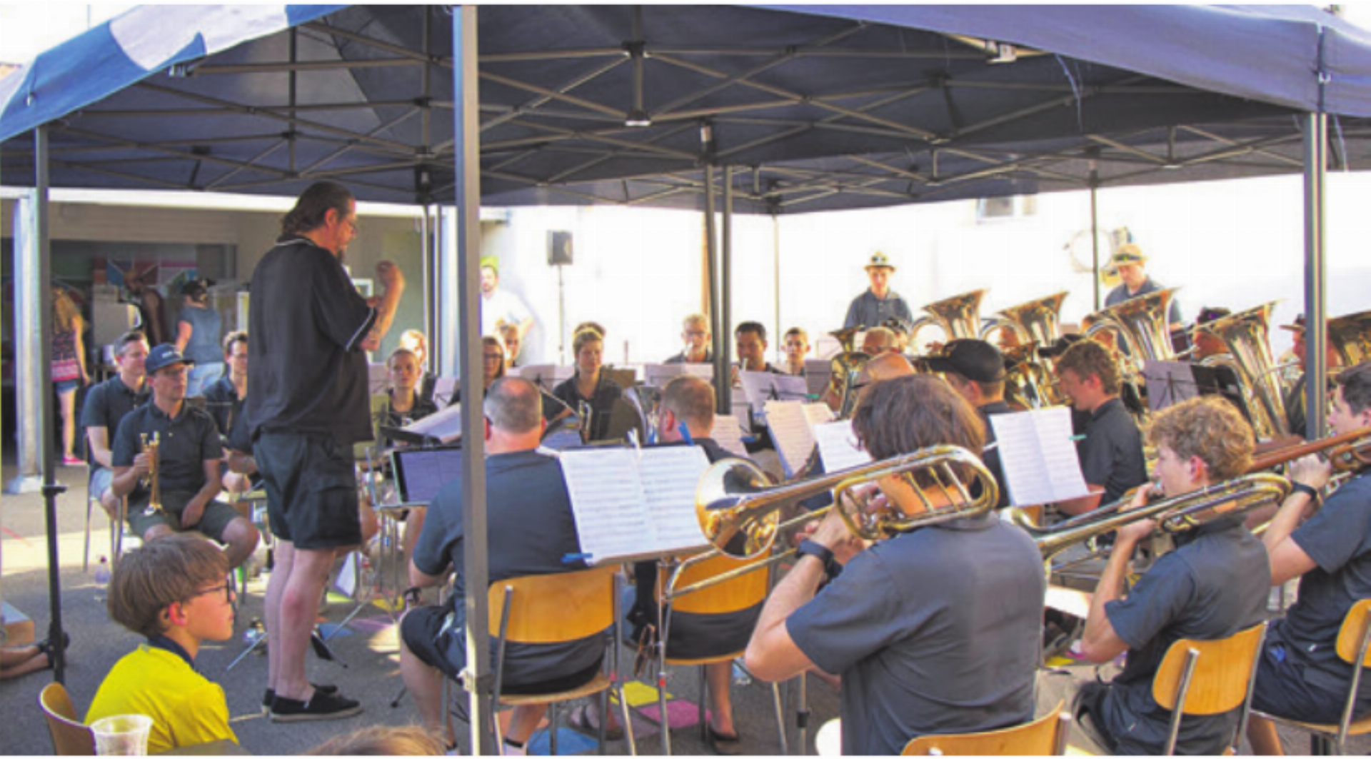 Traditionelles Sommernachtskonzert in Mühlau - Das Bild wird blockiert. – Möglicherweise durch einen aktiven Adblocker.