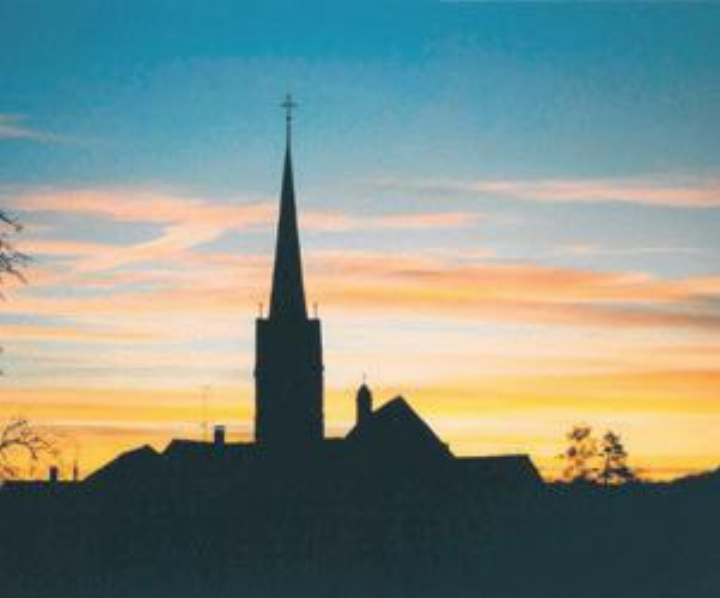 Stimmungsbild der Kirche Mariä Geburt in Sins. Foto: zVg