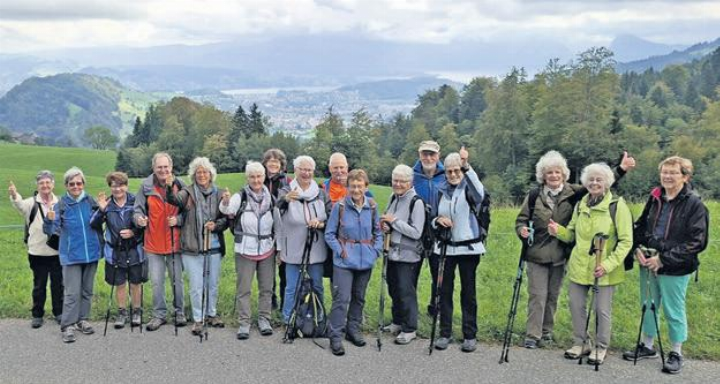 Die Wandergruppe genoss die Weitsicht über Luzern und Umgebung.