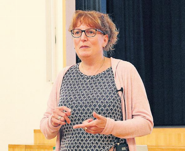 Katja Zimmermann informierte zum Planungskredit. Fotos: ci Katja Zimmermann informierte zum Planungskredit. Fotos: ci