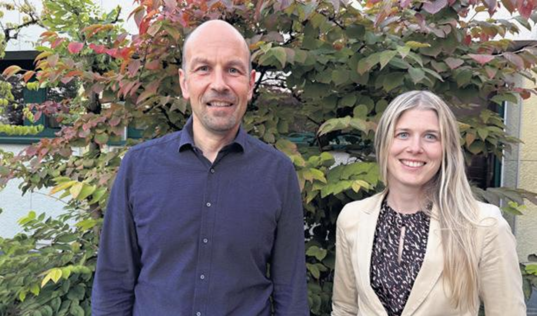Gemeindeammann Urban Stenz und die Planerin Lidia Born-Räber informierten am Montagabend. Gemeindeammann Urban Stenz und die Planerin Lidia Born-Räber informierten am Montagabend.
