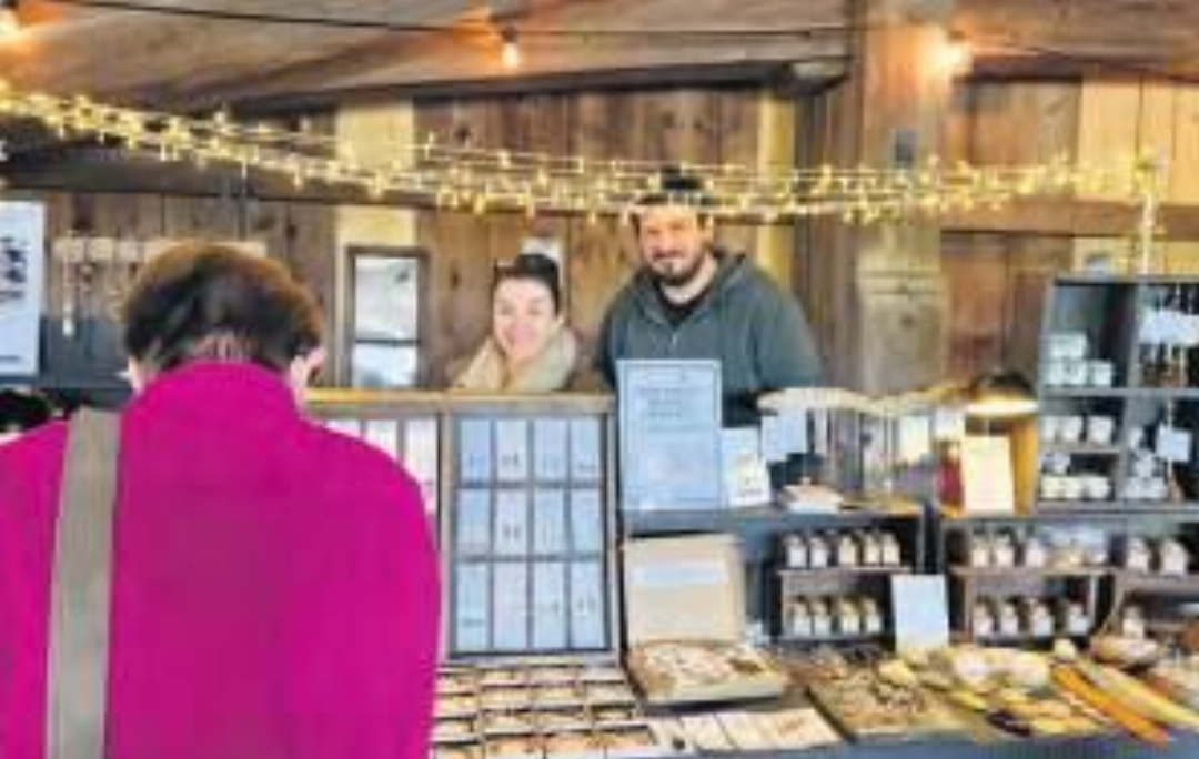 Jacqueline und Daniel Kauer, langjährige Broggemärt-Marktfahrende aus Hagendorn. Fotos: kb Jacqueline und Daniel Kauer, langjährige Broggemärt-Marktfahrende aus Hagendorn. Fotos: kb