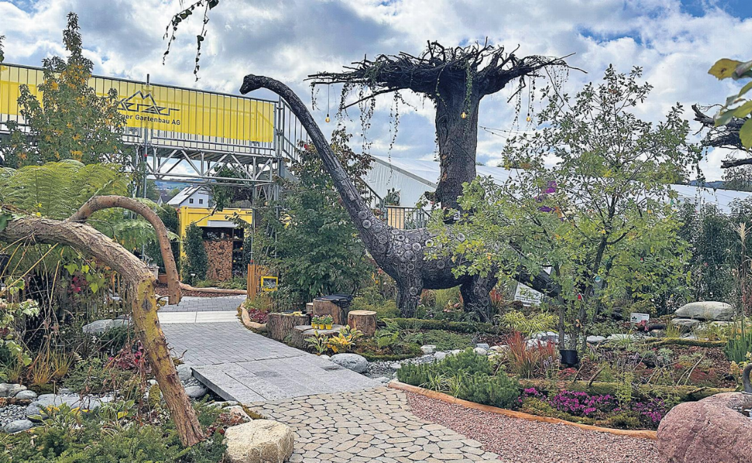 Ein verwunschener Garten inmitten der Gewerbeausstellung. Ein verwunschener Garten inmitten der Gewerbeausstellung.